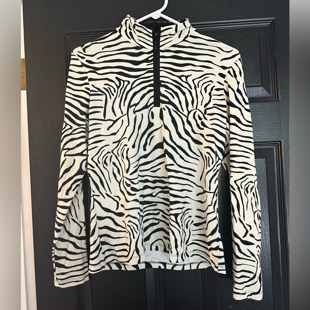 J.McLaughlin quarter zip size Medium